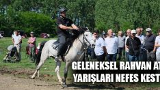 Geleneksel Rahvan At Yarışları Nefes Kesti